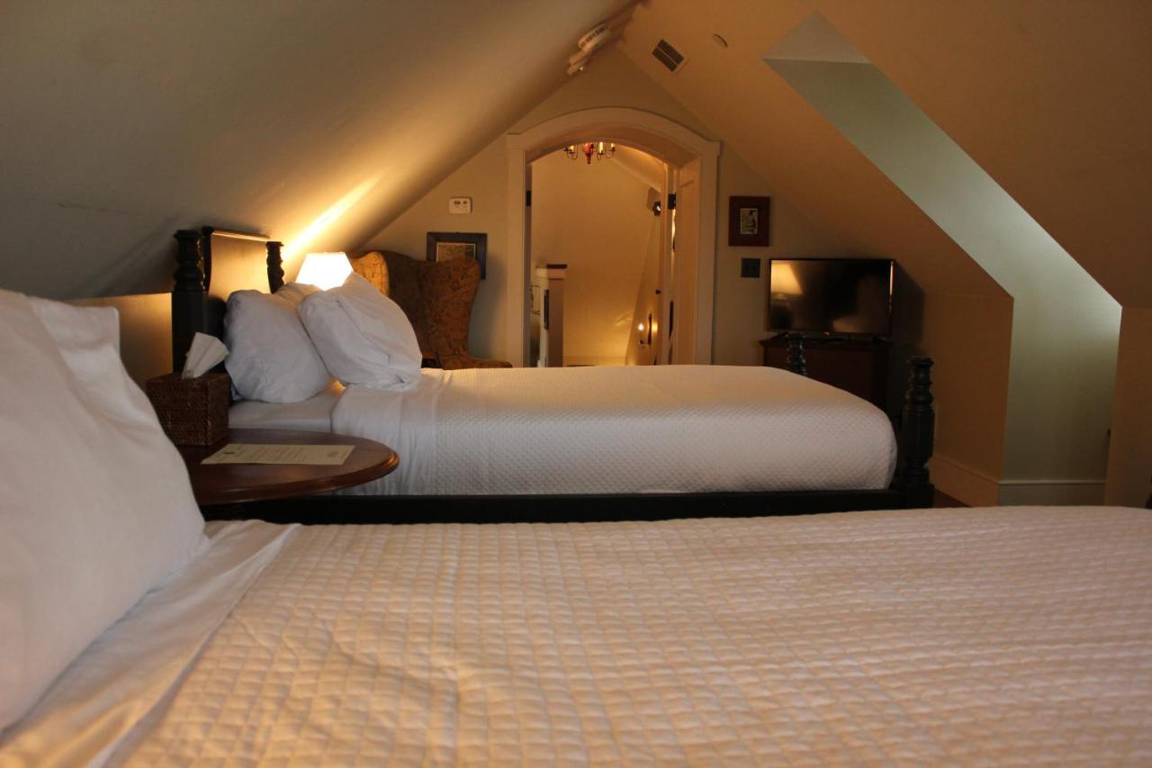 Inn At Hermannhof Room photo